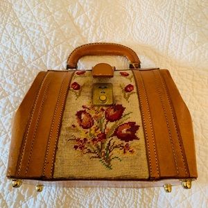 Vintage tan leather bag